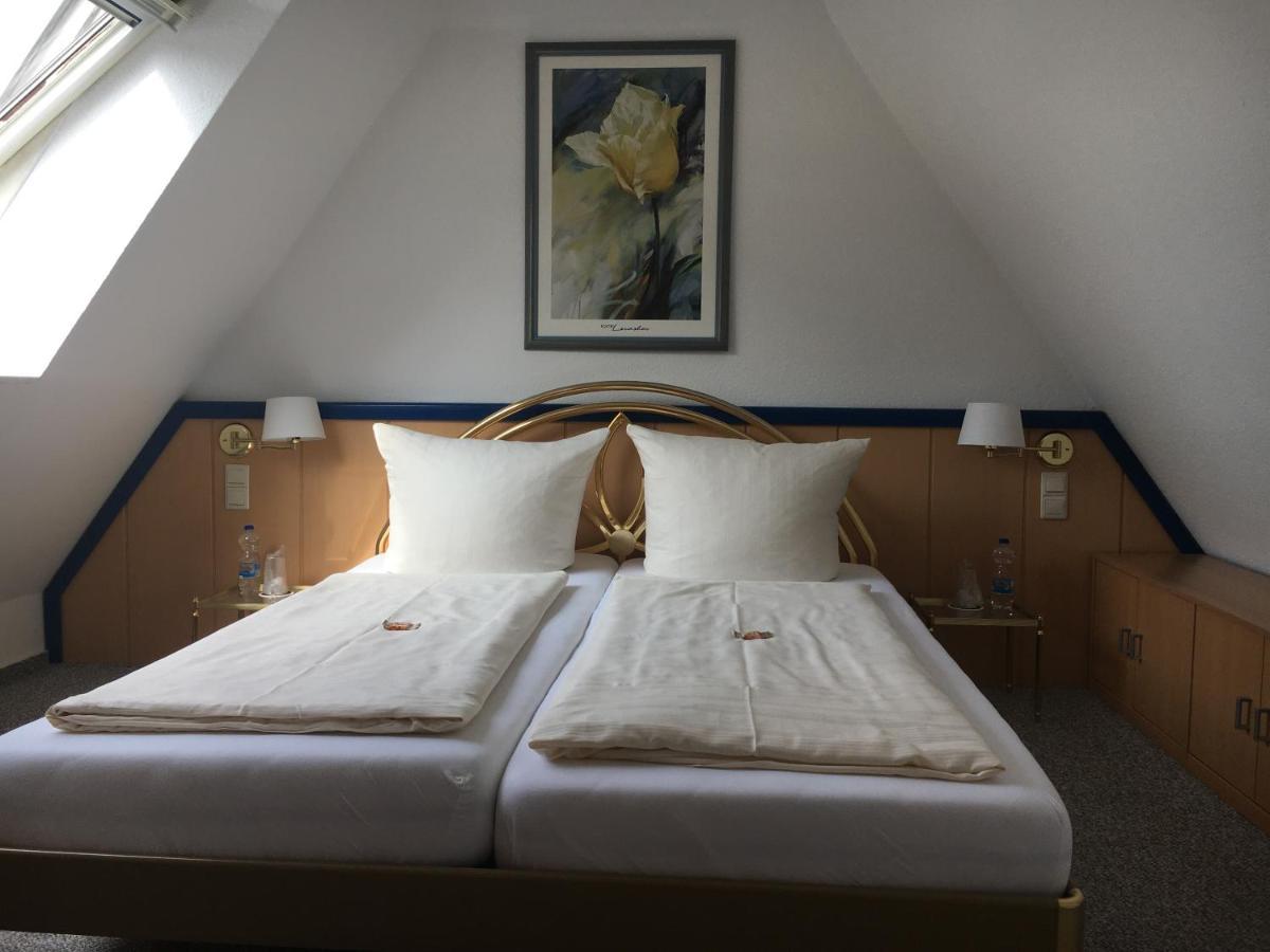 Hotel Boelke วุนสตอร์ฟ ภายนอก รูปภาพ