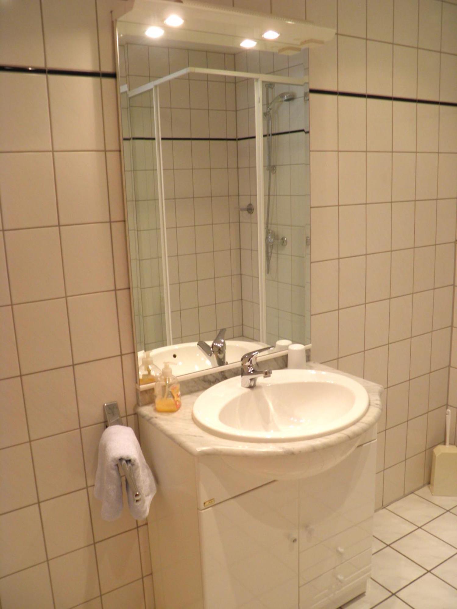 Hotel Boelke วุนสตอร์ฟ ภายนอก รูปภาพ
